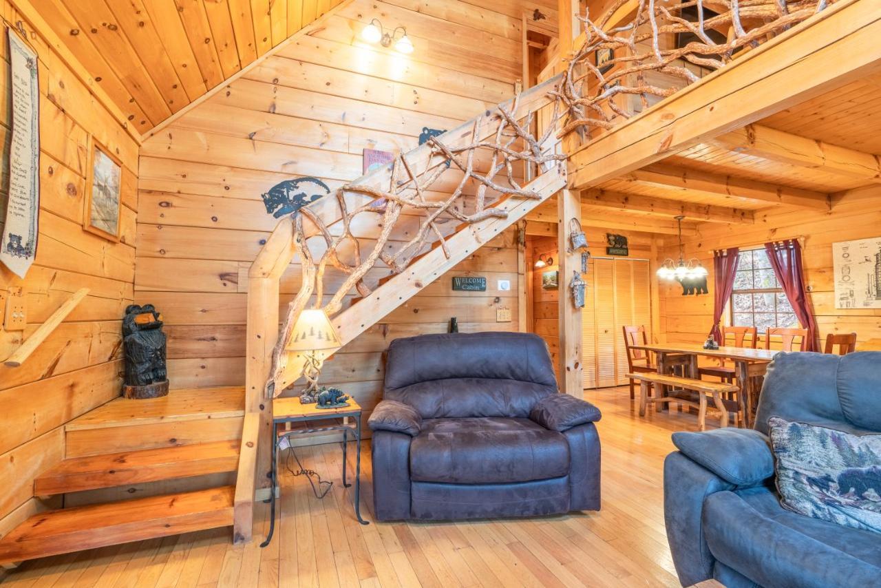 Moonshine Ridge Cabin With Hot Tub And Fire Pit Pigeon Forge Extérieur photo