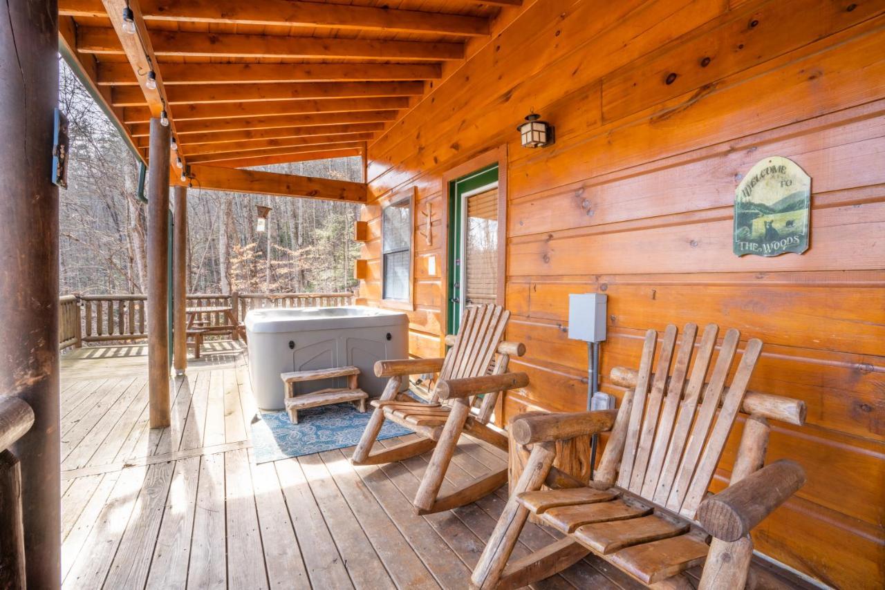 Moonshine Ridge Cabin With Hot Tub And Fire Pit Pigeon Forge Extérieur photo