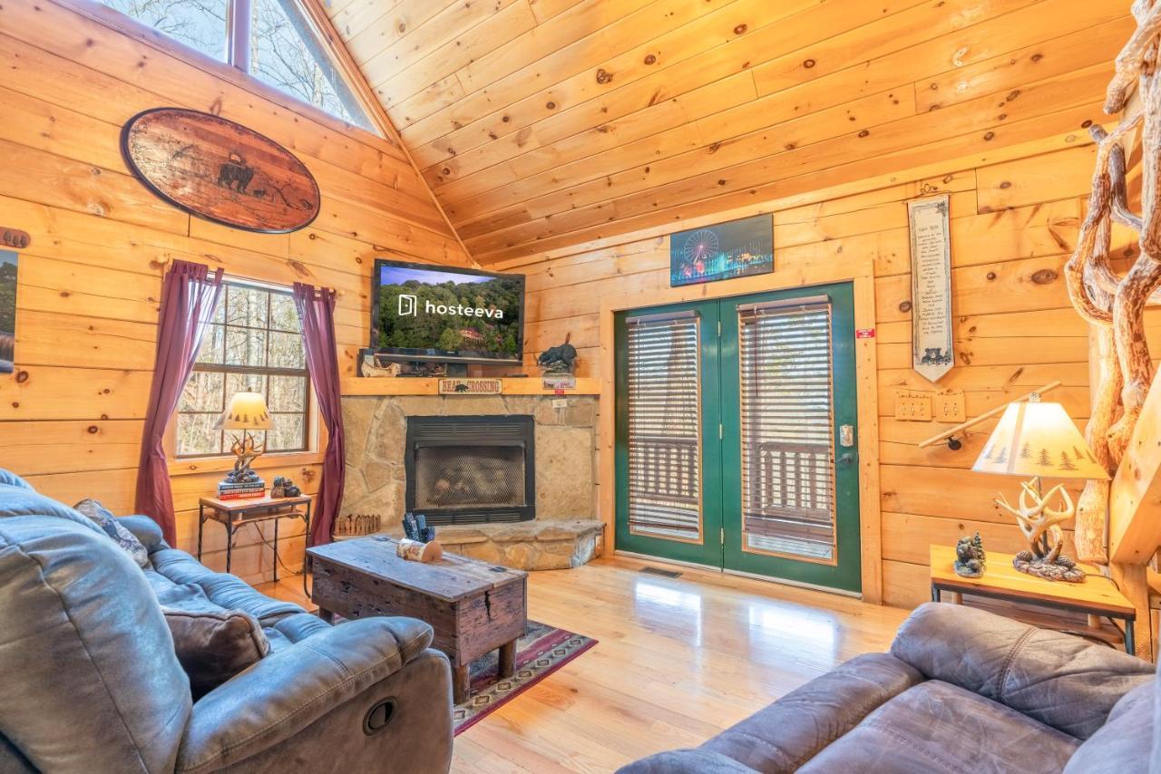 Moonshine Ridge Cabin With Hot Tub And Fire Pit Pigeon Forge Extérieur photo